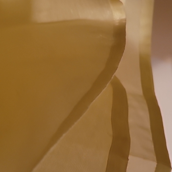 Embroidered long sleeve line tunic size 5-6 - Picture 6 of 8